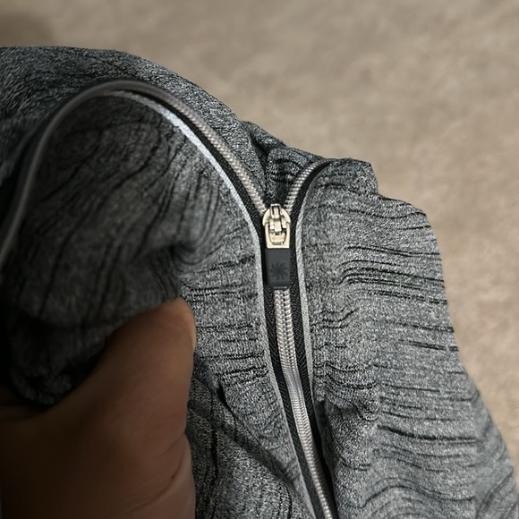 Athleta Running Wild Half Zip Pull Over Black and Gray Reflective Long Sleeve - Picture 5 of 8